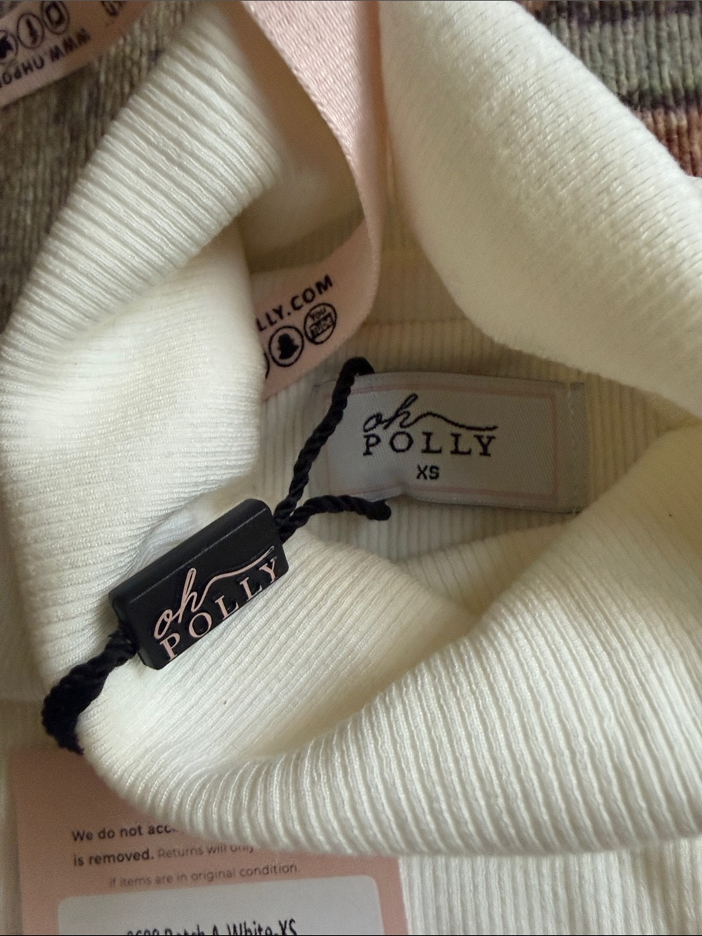 Oh Polly Cream Ribbed High Neck Tank - Picture 4 of 5